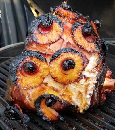 Cooked ham on a Big Green Egg